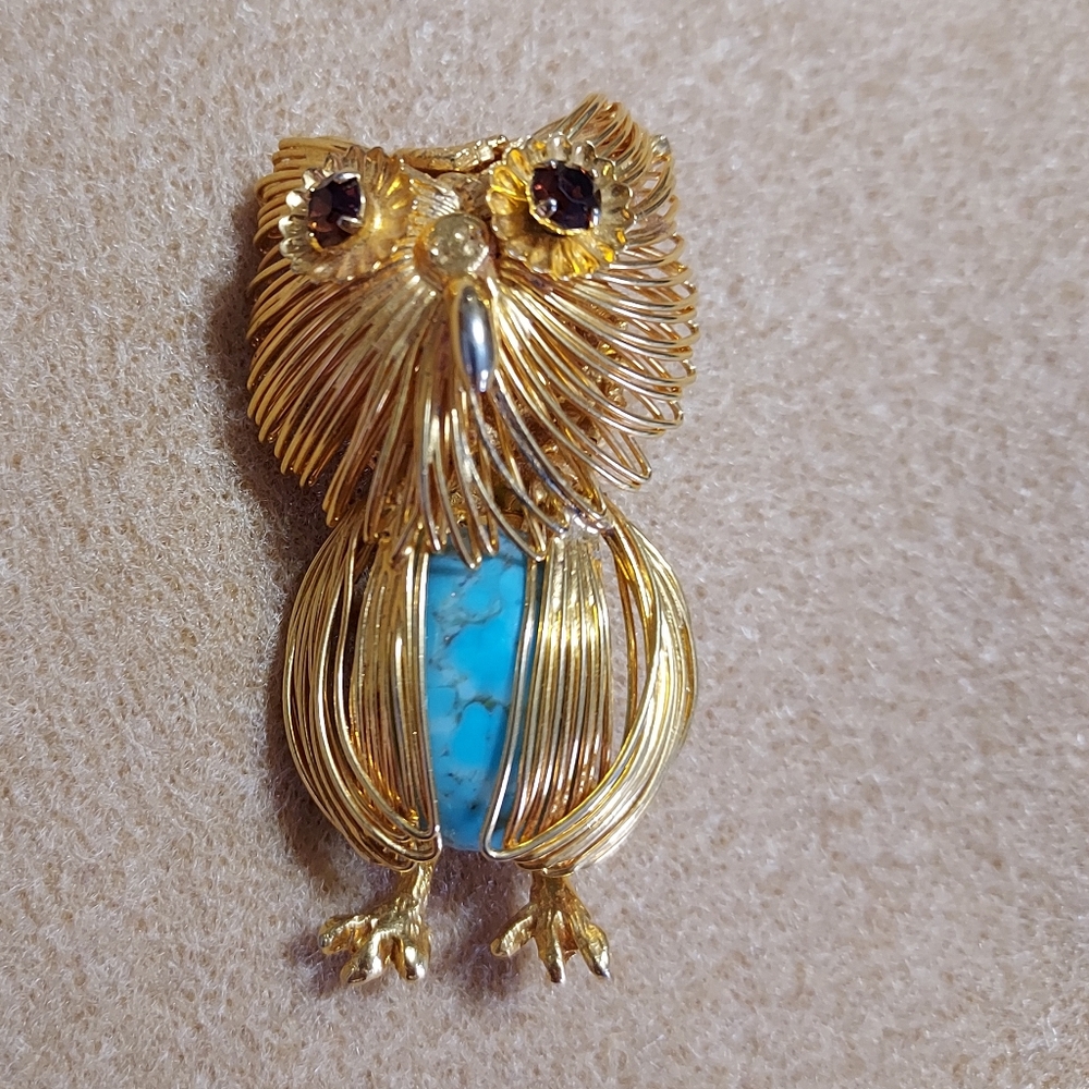 Elegant Gold Owl Brooch with Turquoise Accent